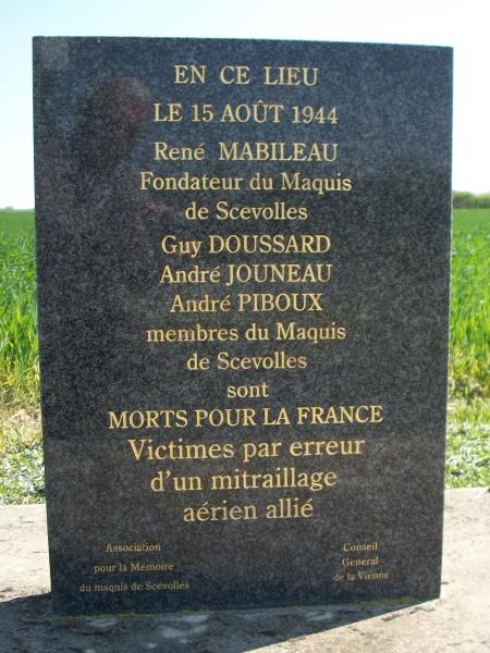 Coussay - Stèle Ploube