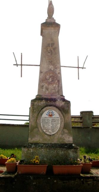 Guesnes - Monument aux Morts